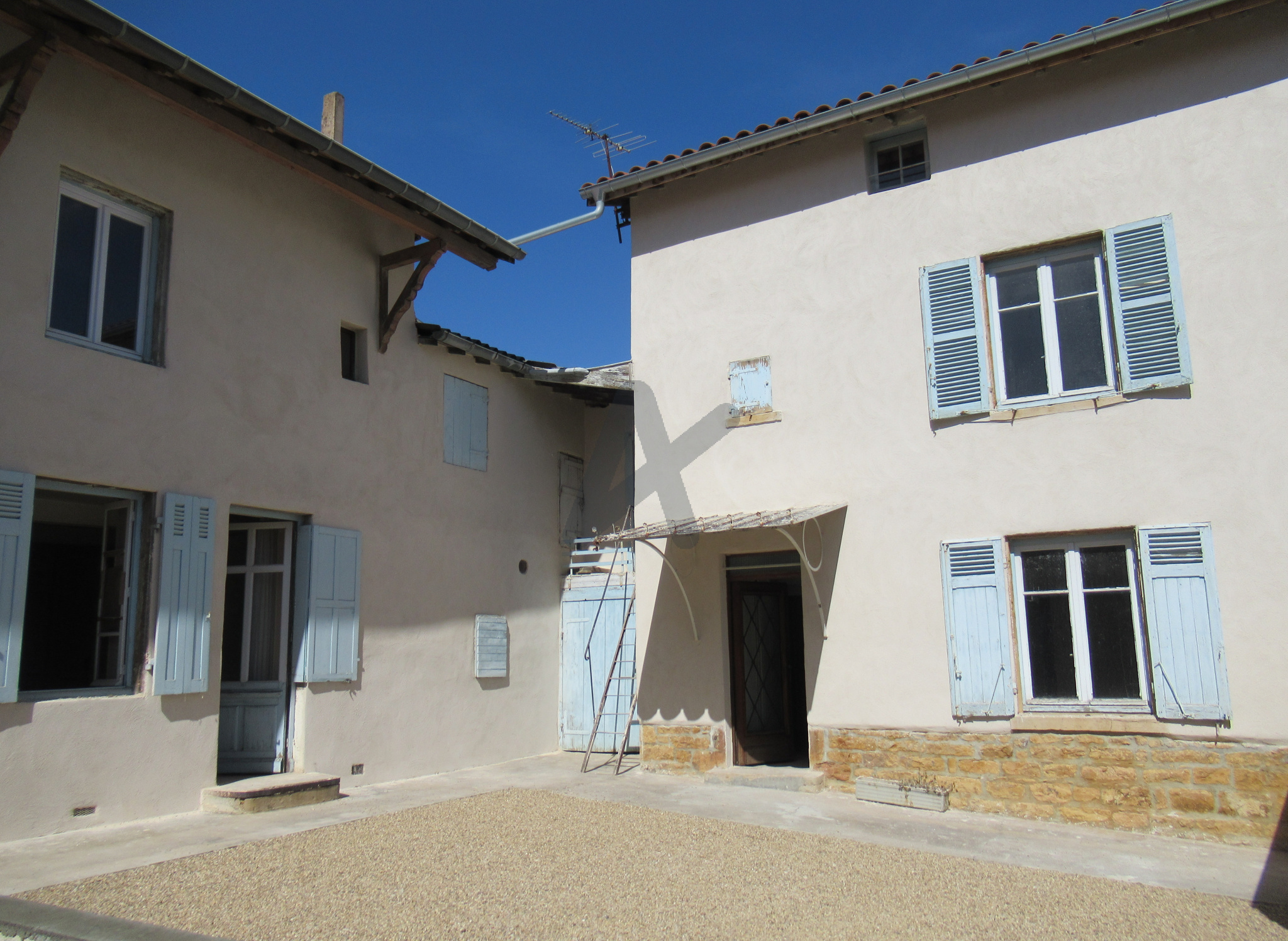 vente St Cyr au Mont d'Or, Maison de Village