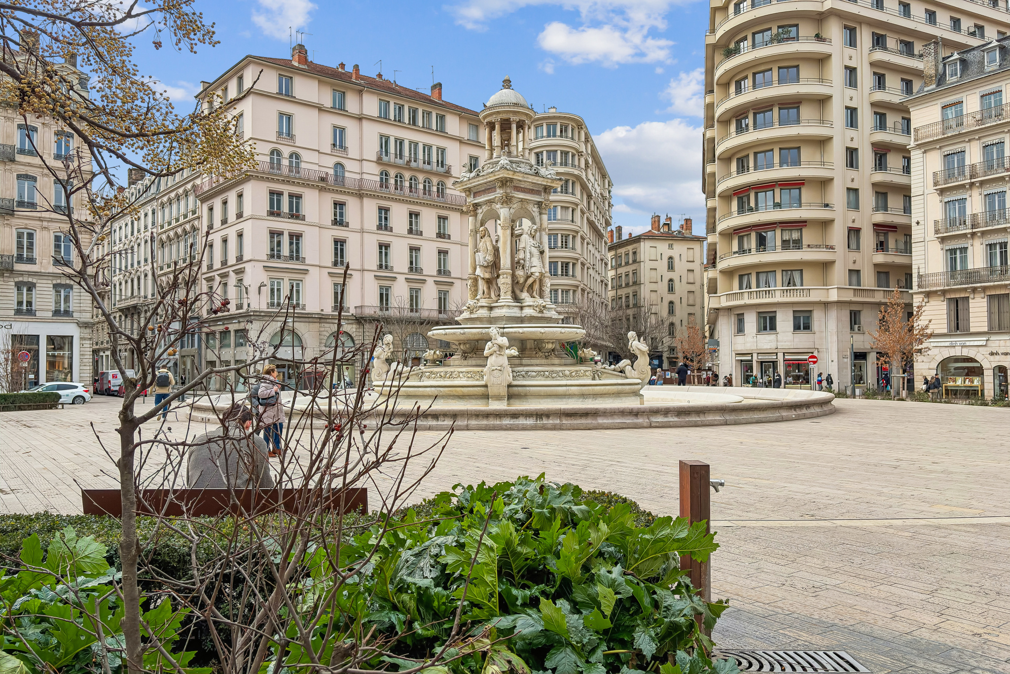 LYON 2eme -  Un appartement T2 de 51m2, balcon sur cour.