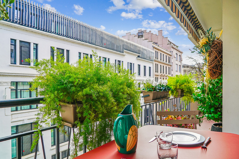 Lyon 6eme - Puvis de Chavanne: Un charmant appartement rénové de 76m2, 2 chambres, un balcon de 13m2.
